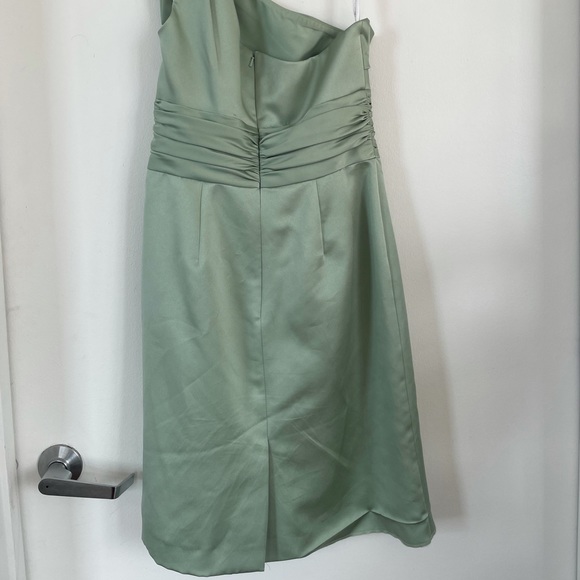 Green bridesmaids dress - Picture 3 of 4